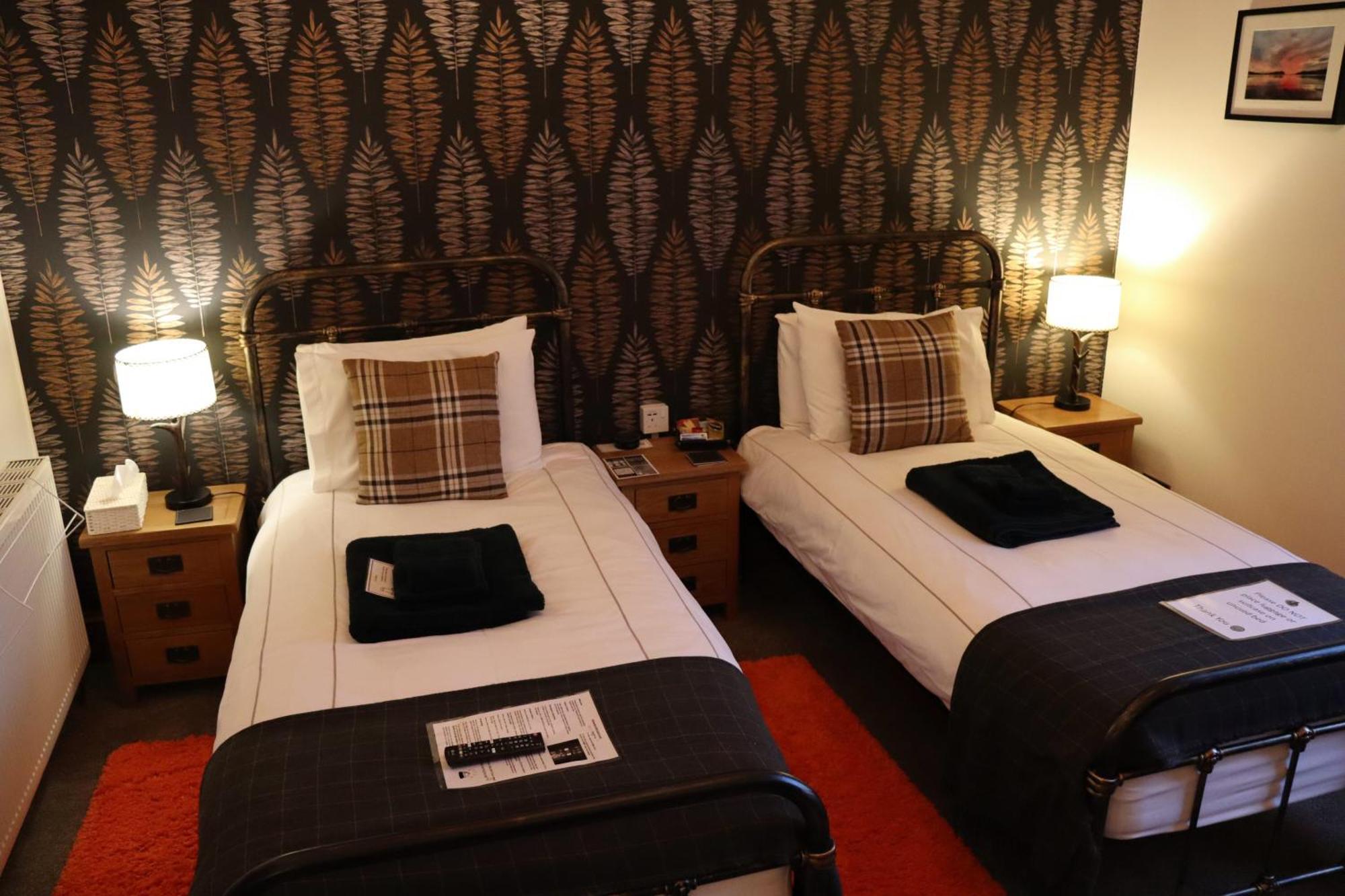 Gowanlea Heights Bed & Breakfast แคมป์เบลทาวน์ ภายนอก รูปภาพ